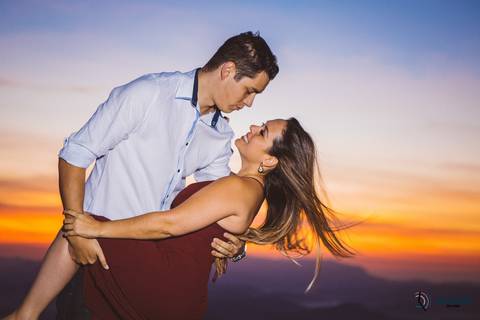 Pico do olho d´agua, ensaio em mairipora, ensaio no nascer do sol, pre casamento nascer do sol, nascer do sol pico do olho da agua, mairiporã nascer do sol, ensaio pre casamento, ensaio pre casamento no nascer do sol'