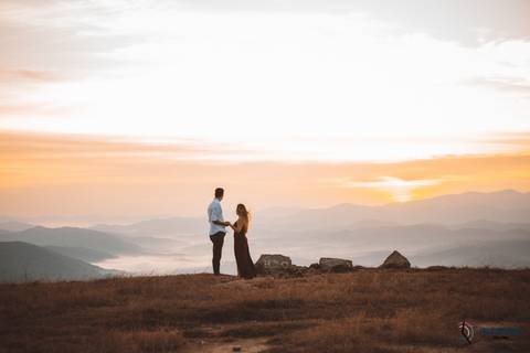 Pico do olho d´agua, ensaio em mairipora, ensaio no nascer do sol, pre casamento nascer do sol, nascer do sol pico do olho da agua, mairiporã nascer do sol, ensaio pre casamento, ensaio pre casamento no nascer do sol'