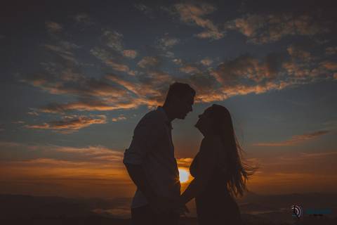 Pico do olho d´agua, ensaio em mairipora, ensaio no nascer do sol, pre casamento nascer do sol, nascer do sol pico do olho da agua, mairiporã nascer do sol, ensaio pre casamento, ensaio pre casamento no nascer do sol'