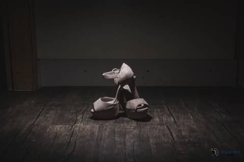 sitio sao jorge, dia do noivo, noivo de terno azul, noivo negro, noivos negros, noiva negra, noiva black power, dia da noiva, sitio são jorge, espaço varandas, maquiagem de noiva, noivo estiloso, noiva se arrumando, noivo se arrumando'