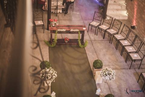 espaço mezzatorre, casamento clássico, celebrante adriano bonazio, noiva classica, casamento no buffet, vestido de noiva, noivo clássico, decoração classica, buque da noiva, casamento na cidade, casamento de dia, penteado de noiva, maquiagem de noiva'