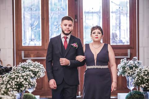 espaço mezzatorre, casamento clássico, celebrante adriano bonazio, noiva classica, casamento no buffet, vestido de noiva, noivo clássico, decoração classica, buque da noiva, casamento na cidade, casamento de dia, penteado de noiva, maquiagem de noiva'