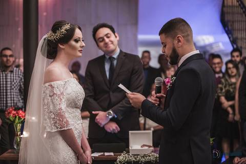 espaço mezzatorre, casamento clássico, celebrante adriano bonazio, noiva classica, casamento no buffet, vestido de noiva, noivo clássico, decoração classica, buque da noiva, casamento na cidade, casamento de dia, penteado de noiva, maquiagem de noiva'