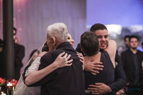 espaço mezzatorre, casamento clássico, celebrante adriano bonazio, noiva classica, casamento no buffet, vestido de noiva, noivo clássico, decoração classica, buque da noiva, casamento na cidade, casamento de dia, penteado de noiva, maquiagem de noiva'