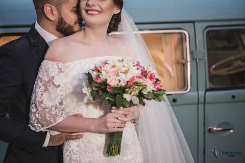 espaço mezzatorre, casamento clássico, celebrante adriano bonazio, noiva classica, casamento no buffet, vestido de noiva, noivo clássico, decoração classica, buque da noiva, casamento na cidade, casamento de dia, penteado de noiva, maquiagem de noiva'