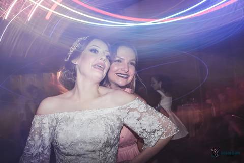 espaço mezzatorre, casamento clássico, celebrante adriano bonazio, noiva classica, casamento no buffet, vestido de noiva, noivo clássico, decoração classica, buque da noiva, casamento na cidade, casamento de dia, penteado de noiva, maquiagem de noiva'