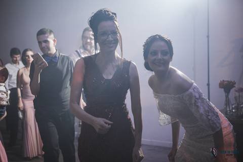 espaço mezzatorre, casamento clássico, celebrante adriano bonazio, noiva classica, casamento no buffet, vestido de noiva, noivo clássico, decoração classica, buque da noiva, casamento na cidade, casamento de dia, penteado de noiva, maquiagem de noiva'