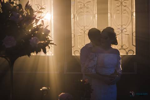 espaço mezzatorre, casamento clássico, celebrante adriano bonazio, noiva classica, casamento no buffet, vestido de noiva, noivo clássico, decoração classica, buque da noiva, casamento na cidade, casamento de dia, penteado de noiva, maquiagem de noiva'