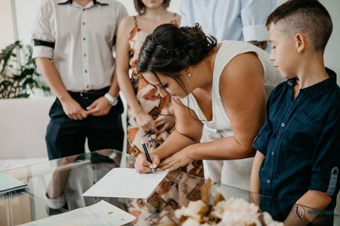 casamento civil, casamento em idaiatuba, mini wedding, civil e almoço, fotos de mini wedding, casando simples, casamento intimista, casamento mini wedding, noiva tatuada, noiva plussize, quintal 163, restaurante quintal 193, casamento no quintal 193'