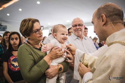 batizado, batizado matriz de são bernardo, igreja para batizado, batizado parrilla del carmem, parrilla del carmem, batizando um nene, fotos de batizado, fotografo de batizado, roupa para menino de batizado, batismo catolico, bebe sendo batizado'