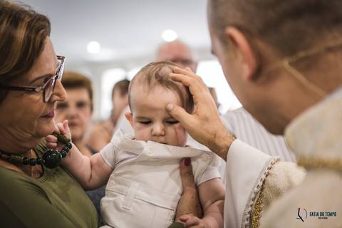 batizado, batizado matriz de são bernardo, igreja para batizado, batizado parrilla del carmem, parrilla del carmem, batizando um nene, fotos de batizado, fotografo de batizado, roupa para menino de batizado, batismo catolico, bebe sendo batizado'