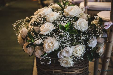 Grande Ville Buffet, Grande Ville, buffet rustico, buffet na dom pedro II, casamento na casinha, casando rustico, vestido de noiva, vestido de noiva reto, noivo de azul, decoração branca, casando de dia, casando de noite, rustico, suculentas de lembrança'