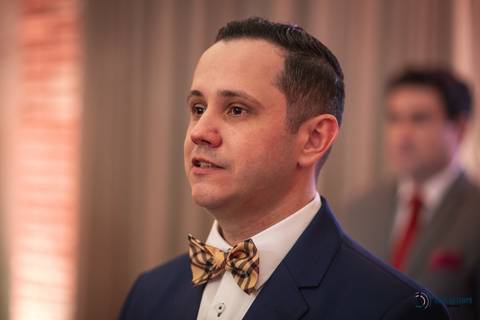 Grande Ville Buffet, Grande Ville, buffet rustico, buffet na dom pedro II, casamento na casinha, casando rustico, vestido de noiva, vestido de noiva reto, noivo de azul, decoração branca, casando de dia, casando de noite, rustico, suculentas de lembrança'