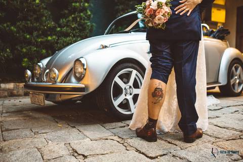 Grande Ville Buffet, Grande Ville, buffet rustico, buffet na dom pedro II, casamento na casinha, casando rustico, vestido de noiva, vestido de noiva reto, noivo de azul, decoração branca, casando de dia, casando de noite, rustico, suculentas de lembrança'