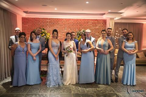 Grande Ville Buffet, Grande Ville, buffet rustico, buffet na dom pedro II, casamento na casinha, casando rustico, vestido de noiva, vestido de noiva reto, noivo de azul, decoração branca, casando de dia, casando de noite, rustico, suculentas de lembrança'