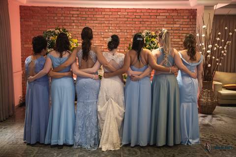 Grande Ville Buffet, Grande Ville, buffet rustico, buffet na dom pedro II, casamento na casinha, casando rustico, vestido de noiva, vestido de noiva reto, noivo de azul, decoração branca, casando de dia, casando de noite, rustico, suculentas de lembrança'