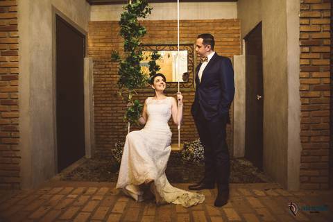 Grande Ville Buffet, Grande Ville, buffet rustico, buffet na dom pedro II, casamento na casinha, casando rustico, vestido de noiva, vestido de noiva reto, noivo de azul, decoração branca, casando de dia, casando de noite, rustico, suculentas de lembrança'