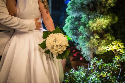 Grande Ville Buffet, buffet em santo andre, buffet rustico, casamento lgbt, casamento homoafetivo, casamento homossexual, noiva de branco, noivas, casamento entre mulheres, mulheres casando, toda forma de amor, decoração rustica, meninas casando'