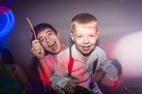 Grande Ville Buffet, buffet em santo andre, buffet rustico, casamento lgbt, casamento homoafetivo, casamento homossexual, noiva de branco, noivas, casamento entre mulheres, mulheres casando, toda forma de amor, decoração rustica, meninas casando'