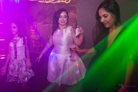 Grande Ville Buffet, buffet em santo andre, buffet rustico, casamento lgbt, casamento homoafetivo, casamento homossexual, noiva de branco, noivas, casamento entre mulheres, mulheres casando, toda forma de amor, decoração rustica, meninas casando'