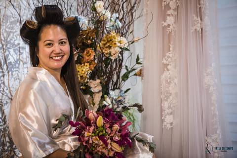 dia da noiva, noiva oriental, noiva japonesa, vestido de noiva, vestido de noiva reto, vestido de noiva rendado, maquiagem de noiva, vestido de noiva rosê, robe de noiva, luxo hair santo andré, penteado de noiva'