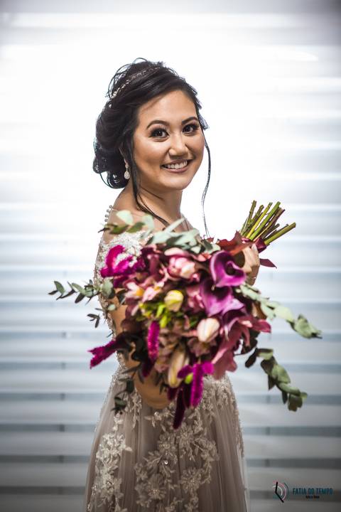 dia da noiva, noiva oriental, noiva japonesa, vestido de noiva, vestido de noiva reto, vestido de noiva rendado, maquiagem de noiva, vestido de noiva rosê, robe de noiva, luxo hair santo andré, penteado de noiva'