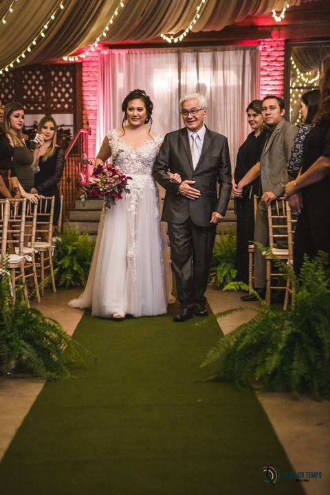 Grande Ville Buffet, Grande Ville, buffet de casamento rustico, buffet de casamento em santo andré, noiva oriental, noiva japonesa, cerimonia das velas, casamento rustico, noivo de gravata borboleta, buquê de noiva, mesa do bolo de casmento'