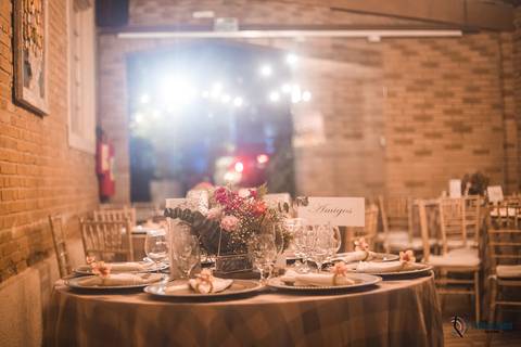 Grande Ville Buffet, Grande Ville, buffet de casamento rustico, buffet de casamento em santo andré, noiva oriental, noiva japonesa, cerimonia das velas, casamento rustico, noivo de gravata borboleta, buquê de noiva, mesa do bolo de casmento'