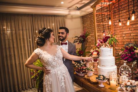 Grande Ville Buffet, Grande Ville, buffet de casamento rustico, buffet de casamento em santo andré, noiva oriental, noiva japonesa, cerimonia das velas, casamento rustico, noivo de gravata borboleta, buquê de noiva, mesa do bolo de casmento'