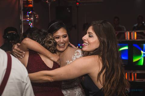 Grande Ville Buffet, Grande Ville, buffet de casamento rustico, buffet de casamento em santo andré, noiva oriental, noiva japonesa, cerimonia das velas, casamento rustico, noivo de gravata borboleta, buquê de noiva, mesa do bolo de casmento'