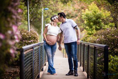 ensaio gestante, gestante clean, gestante de calça jeans, ensaio gestante no chico mendes, espaço verde chico mendes, gestante no abc, foto gestante, book ao ar livre gestante, fotos clean gestante, mae de menino, mae de menina'