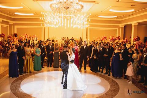 mansao adelia prado, mansao evento perfeito, mansao mooca, buffet na mooca, decoração classica, decoração de casamento classico, casamento classico, vestido de noiva, fotografia classica, casamento chique, decoração flores artificiais'