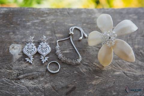 restaurante senzala, vestido de noiva, casamento de dia, casamento ao ar livre, casamento no campo, casamento rustico, senzala eventos, casamento em salesopolis, vestido de renda, dia da noiva, noiva, maquiagem de noiva, penteado de noiva, madrinhas'