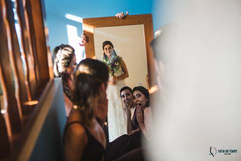 restaurante senzala, vestido de noiva, casamento de dia, casamento ao ar livre, casamento no campo, casamento rustico, senzala eventos, casamento em salesopolis, vestido de renda, dia da noiva, noiva, maquiagem de noiva, penteado de noiva, madrinhas'