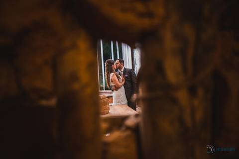 restaurante senzala, vestido de noiva, casamento de dia, casamento ao ar livre, casamento no campo, casamento rustico, senzala eventos, casamento em salesopolis, vestido de renda, decoração roxa,  madrinhas de roxo, decoração lampadas penduradas'