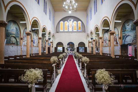 espaço favoritto, buffet favoritto, noivo de azul, casamento na igreja, mini wedding, noiva baixinha, vestido de noiva, vestido de noiva sereia, buque da noiva, fotografia artistica de casamento, igreja santa maria goretti, buque roxo, festa de casamento'
