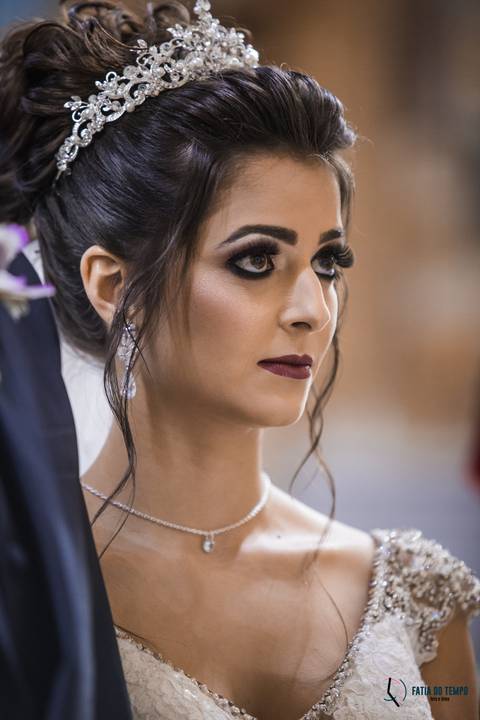 espaço favoritto, buffet favoritto, noivo de azul, casamento na igreja, mini wedding, noiva baixinha, vestido de noiva, vestido de noiva sereia, buque da noiva, fotografia artistica de casamento, igreja santa maria goretti, buque roxo, festa de casamento'