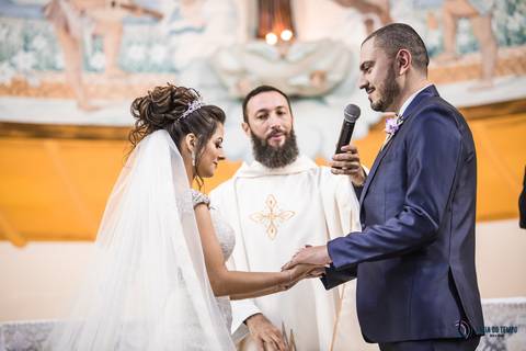 espaço favoritto, buffet favoritto, noivo de azul, casamento na igreja, mini wedding, noiva baixinha, vestido de noiva, vestido de noiva sereia, buque da noiva, fotografia artistica de casamento, igreja santa maria goretti, buque roxo, festa de casamento'