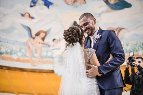 espaço favoritto, buffet favoritto, noivo de azul, casamento na igreja, mini wedding, noiva baixinha, vestido de noiva, vestido de noiva sereia, buque da noiva, fotografia artistica de casamento, igreja santa maria goretti, buque roxo, festa de casamento'
