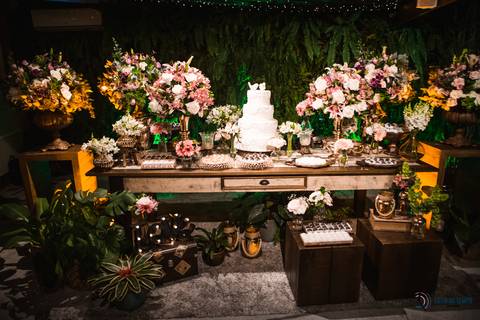 espaço favoritto, buffet favoritto, noivo de azul, casamento na igreja, mini wedding, noiva baixinha, vestido de noiva, vestido de noiva sereia, buque da noiva, fotografia artistica de casamento, igreja santa maria goretti, buque roxo, festa de casamento'