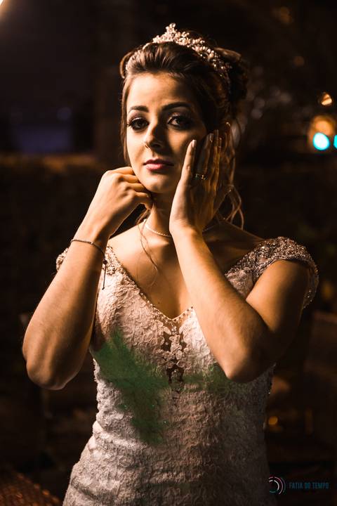 espaço favoritto, buffet favoritto, noivo de azul, casamento na igreja, mini wedding, noiva baixinha, vestido de noiva, vestido de noiva sereia, buque da noiva, fotografia artistica de casamento, igreja santa maria goretti, buque roxo, festa de casamento'