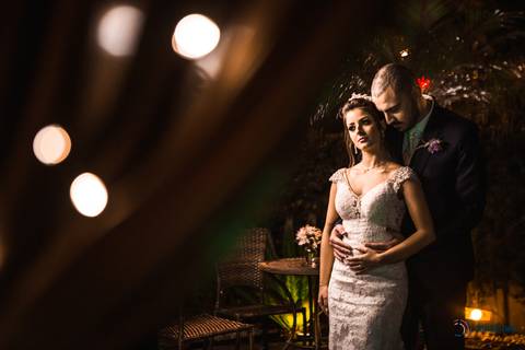 espaço favoritto, buffet favoritto, noivo de azul, casamento na igreja, mini wedding, noiva baixinha, vestido de noiva, vestido de noiva sereia, buque da noiva, fotografia artistica de casamento, igreja santa maria goretti, buque roxo, festa de casamento'