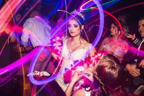 espaço favoritto, buffet favoritto, noivo de azul, casamento na igreja, mini wedding, noiva baixinha, vestido de noiva, vestido de noiva sereia, buque da noiva, fotografia artistica de casamento, igreja santa maria goretti, buque roxo, festa de casamento'