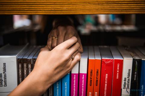 livraria cultura, ensaio na livraria, ensaio 15 anos, ensaio debutante, debutante, book de 15 anos, vou fazer 15 anos, fotografa de 15 anos, ensaio 15 anos diferente, livraria cultura, ensaio na livraria cultura, fotos na livraria'