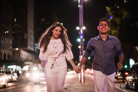 avenida paulista, ensaio na paulista, pre casamento na paulista, fotos na paulista, turistando na paulista, domingo na paulista, foto de casal na paulista, ensaio de casal na paulista, fotografa paulistana, ensaio urbano, ensaio na rua'