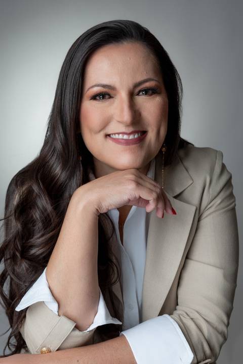 Retrato Corporativo - Ana Brito'