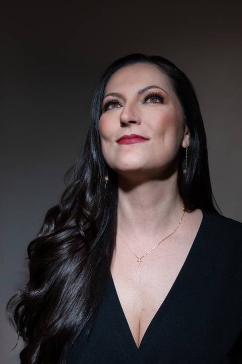 Retrato Corporativo - Ana Brito'