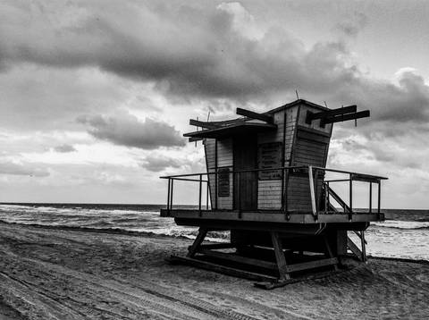 Praia Miami - Preto e Branco'