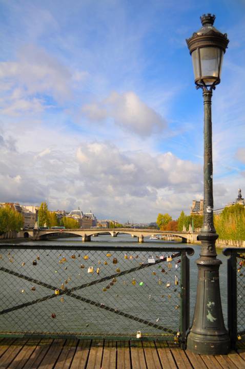 Ponte Sobre o Rio Sena - Paris'