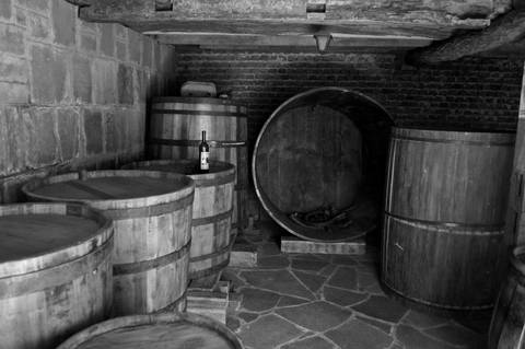 Tonéis - Preto e Branco'